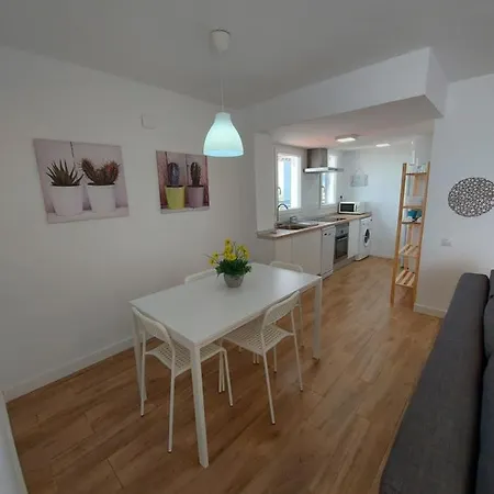 En Playa Puig فالنسيا